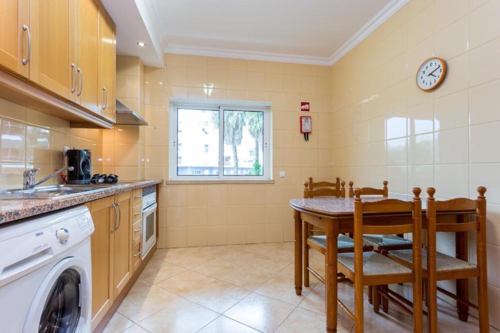Appartement Eleganz House à Portimão Extérieur photo